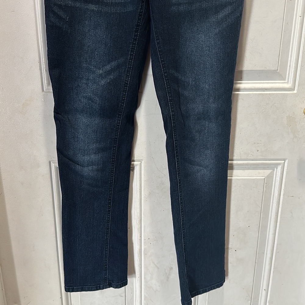 Bella Vida Maternity - Picture 5 of 13